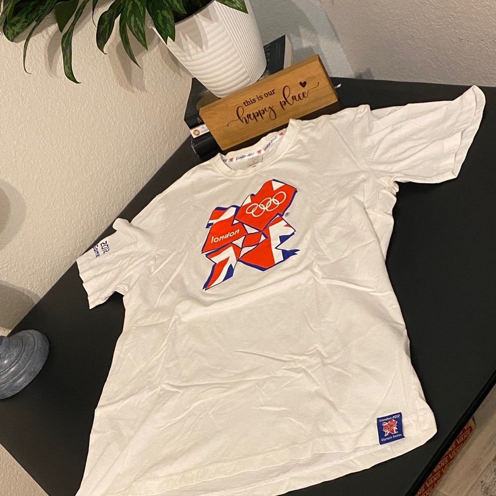 *RARE* 2012 London Olympics Graphic T-Shirt